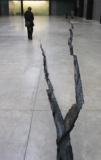 Photo of Shibboleth at Tate Modern © PHOTO Ted and Jen