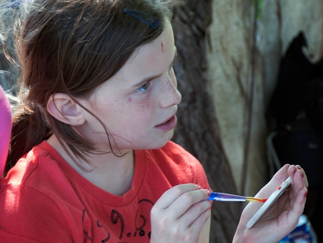 Photo of girl painting