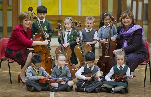 “Extremely positive” first review of Sistema Scotland