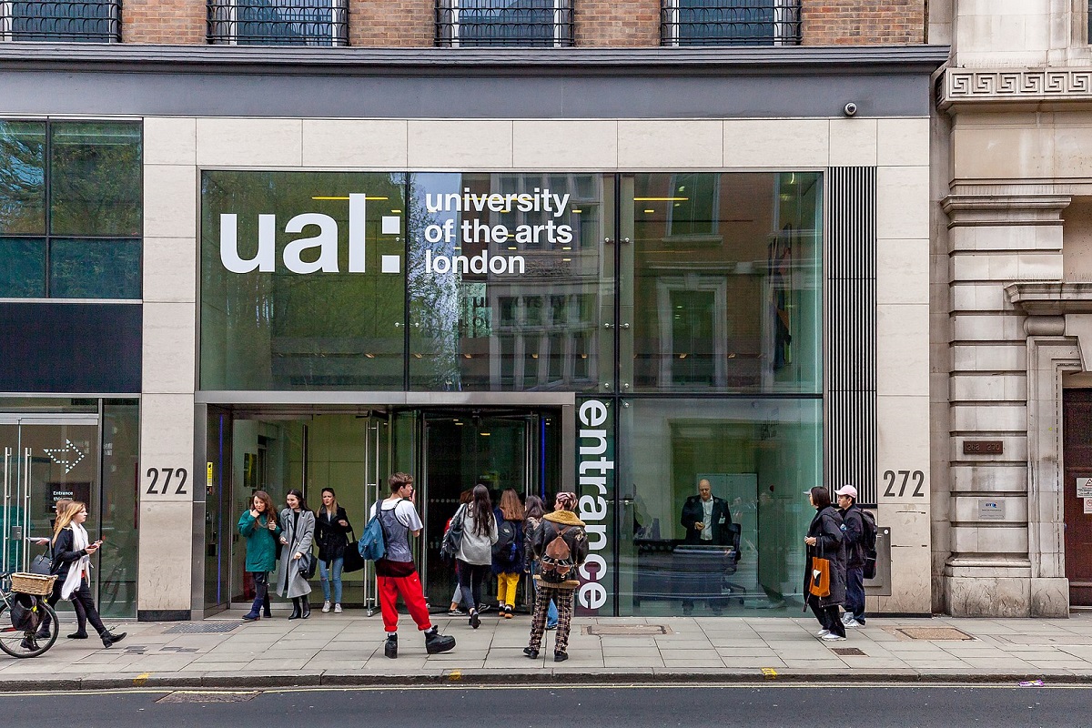 Creative degree applications rise as university arts funding halved