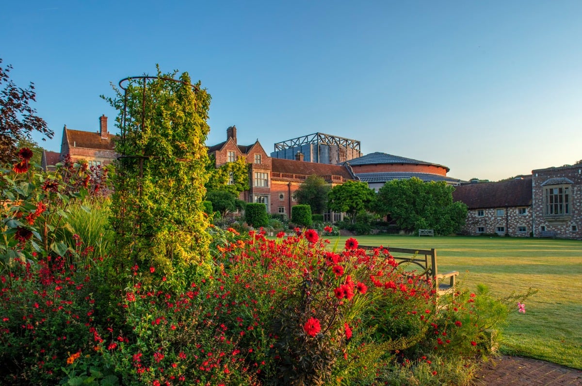 Glyndebourne cancels opera tour following ACE cut