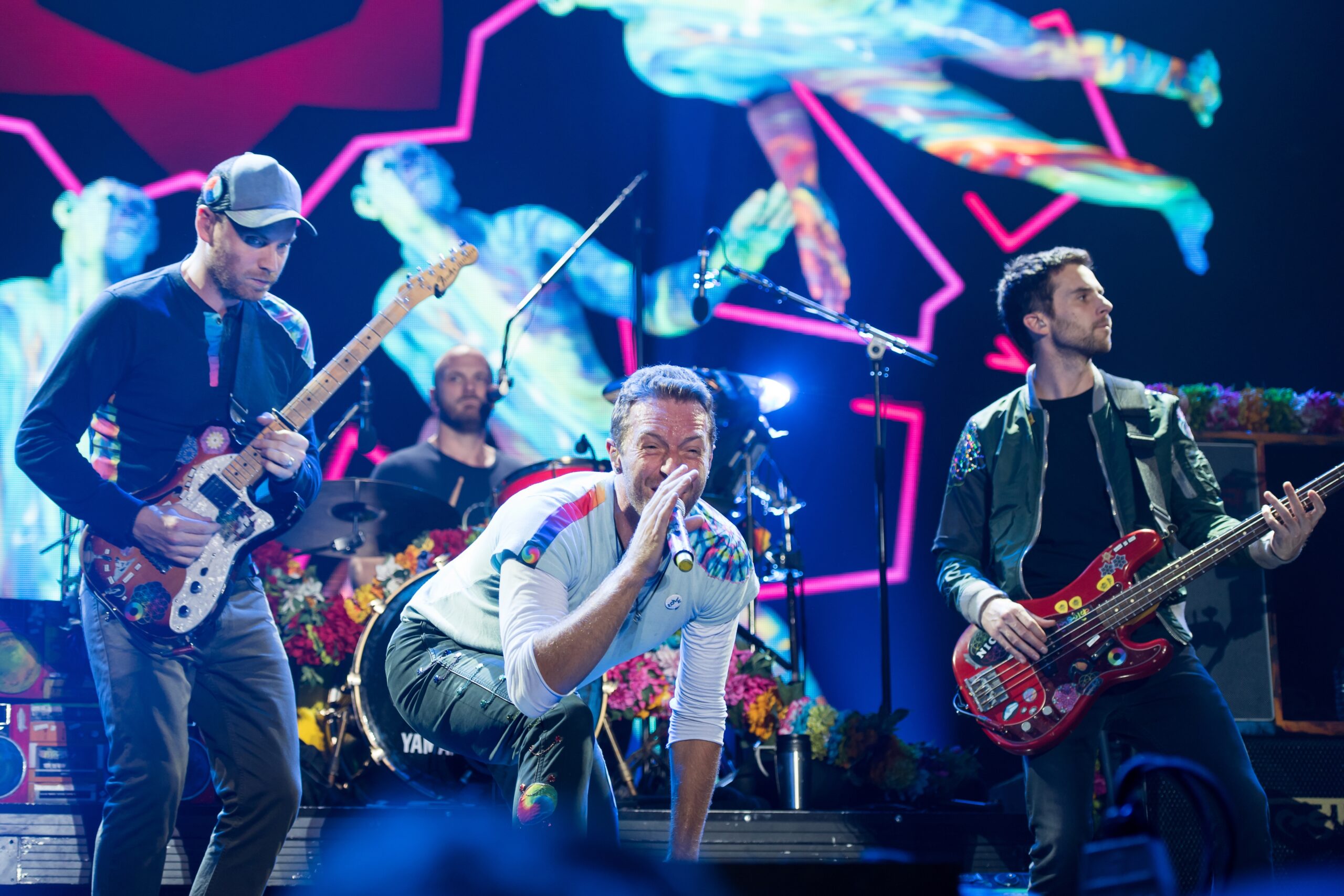 Coldplay to donate 10% of show earnings to grassroots venues