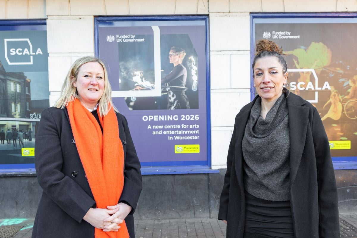 (left to right) Kitty Ross and Hannah Phillips standing in from of the Scala building in Angel Place, Worcester